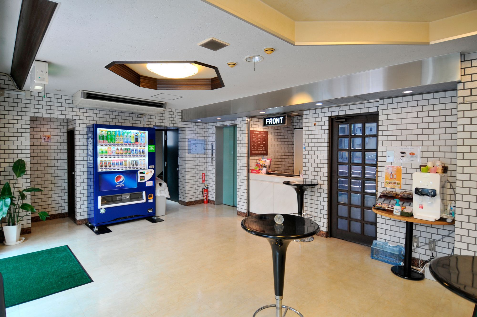 Tokyo Banyan Hotel Extérieur photo